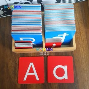 Chữ cát nhám - Giáo cụ ngôn ngữ Montessori